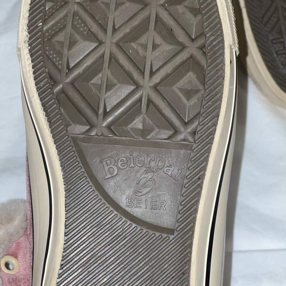Beierpal Ber*Star Hi Top Sneakers with faux fur lining. - Picture 6 of 9
